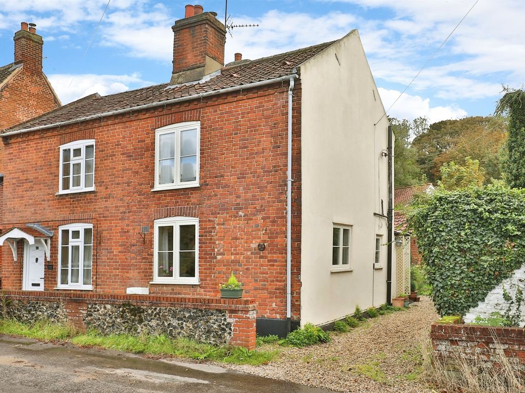 2 bed semidetached house for sale in The Street, Costessey, Norwich