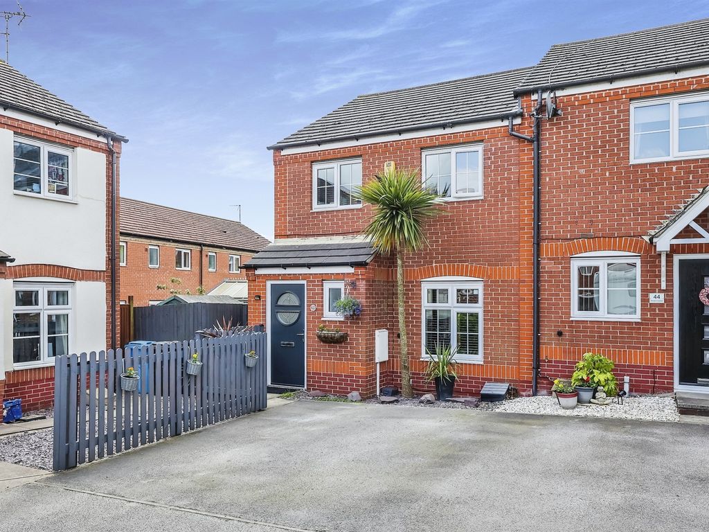 3 bed end terrace house for sale in Disraeli Crescent, Ilkeston DE7