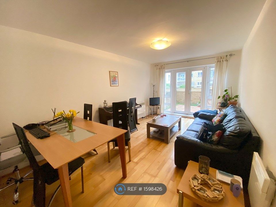 1 bed flat to rent in Hamilton House, London E14 Zoopla