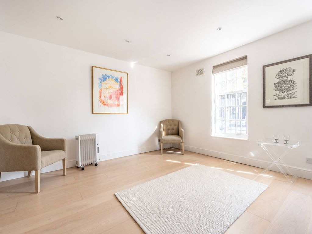 Studio to rent in Regents Bridge Gardens, Vauxhall, London SW8 Zoopla