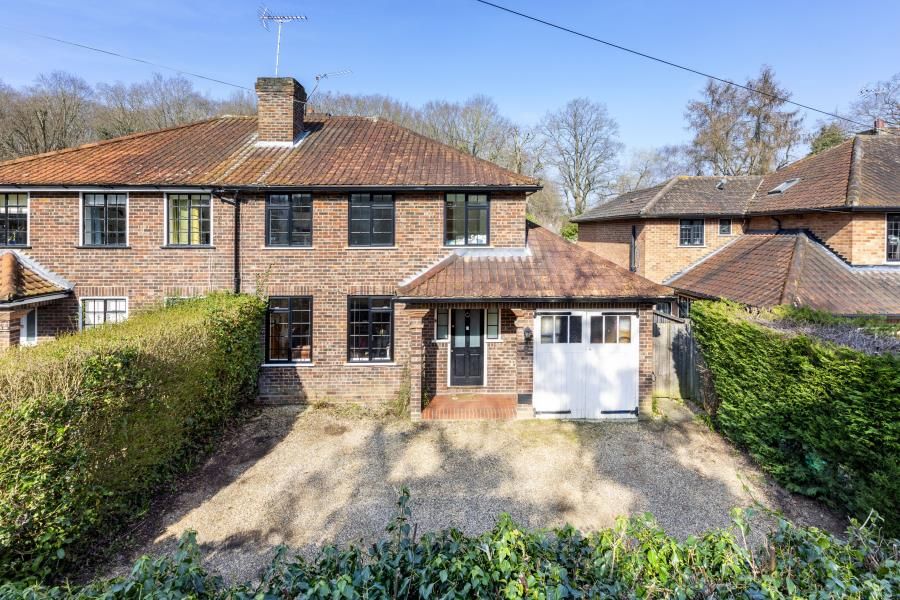 3 bed semidetached house for sale in Crown Road, Virginia Water GU25