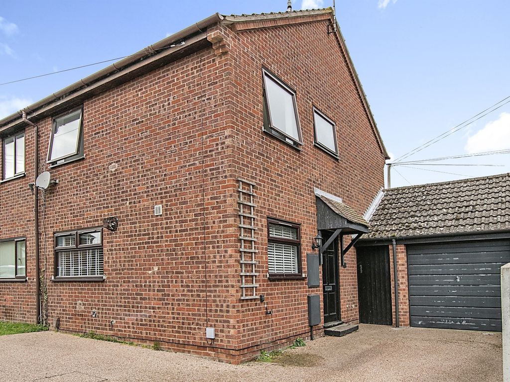 3 bed semidetached house for sale in Royal Thames Road, CaisterOnSea