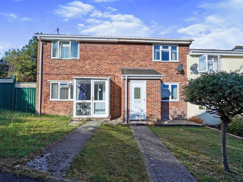 2 bed terraced house for sale in Tern Close, Calne SN11 Zoopla