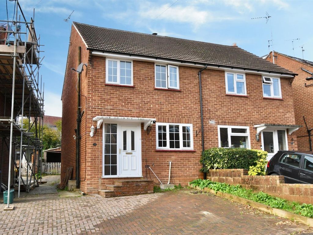 3 bed semidetached house for sale in Coopers Rise, Godalming GU7 Zoopla