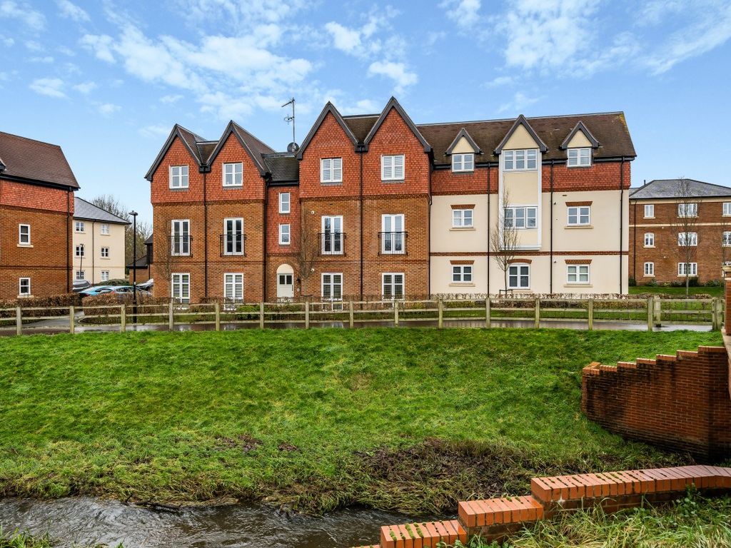 Ferard Corner, Warfield, Bracknell RG42  