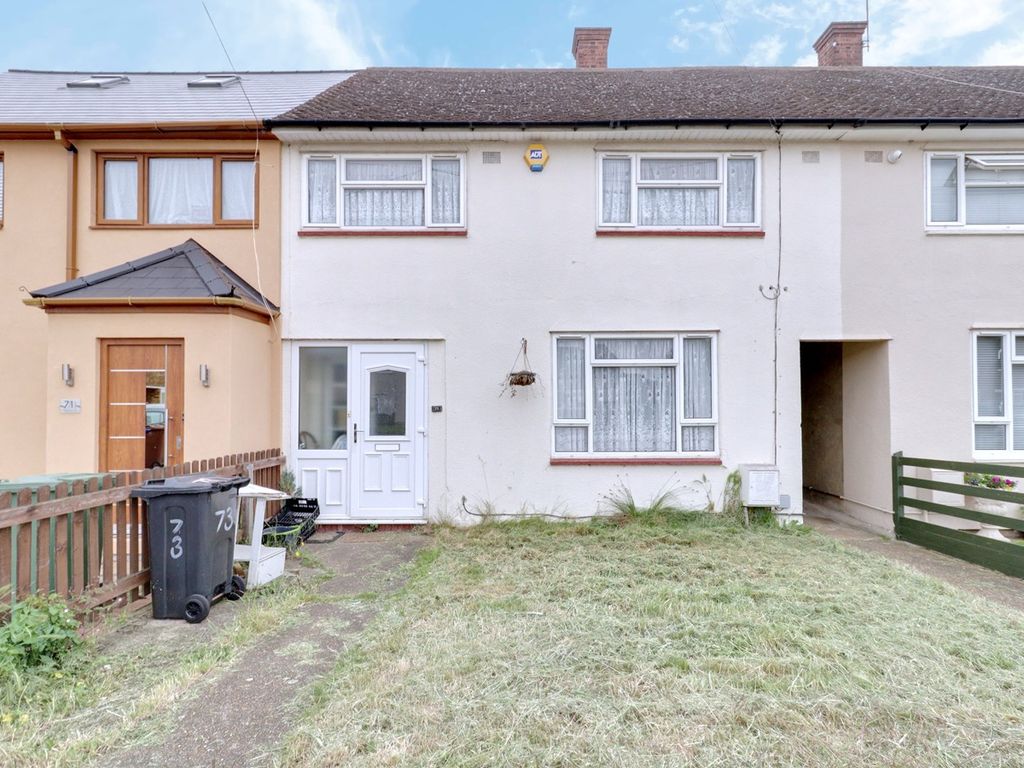 3 bed terraced house for sale in Fullarton Crescent, South Ockendon