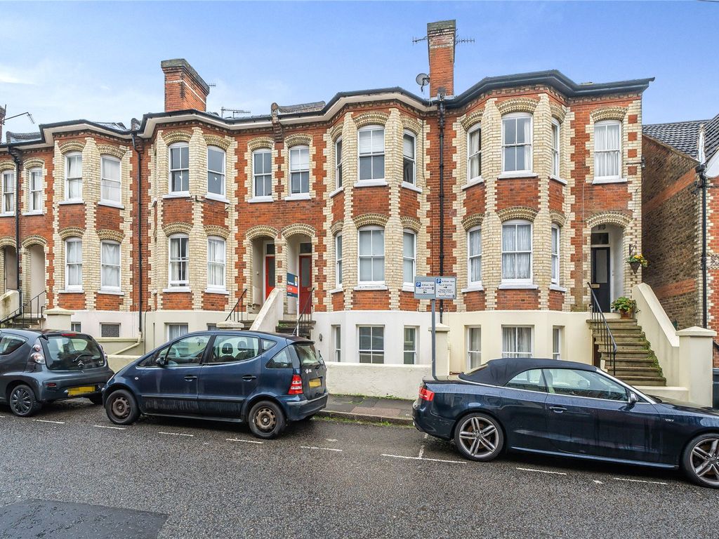 1 bed flat for sale in Guildford, Surrey GU1, £350,000 Zoopla