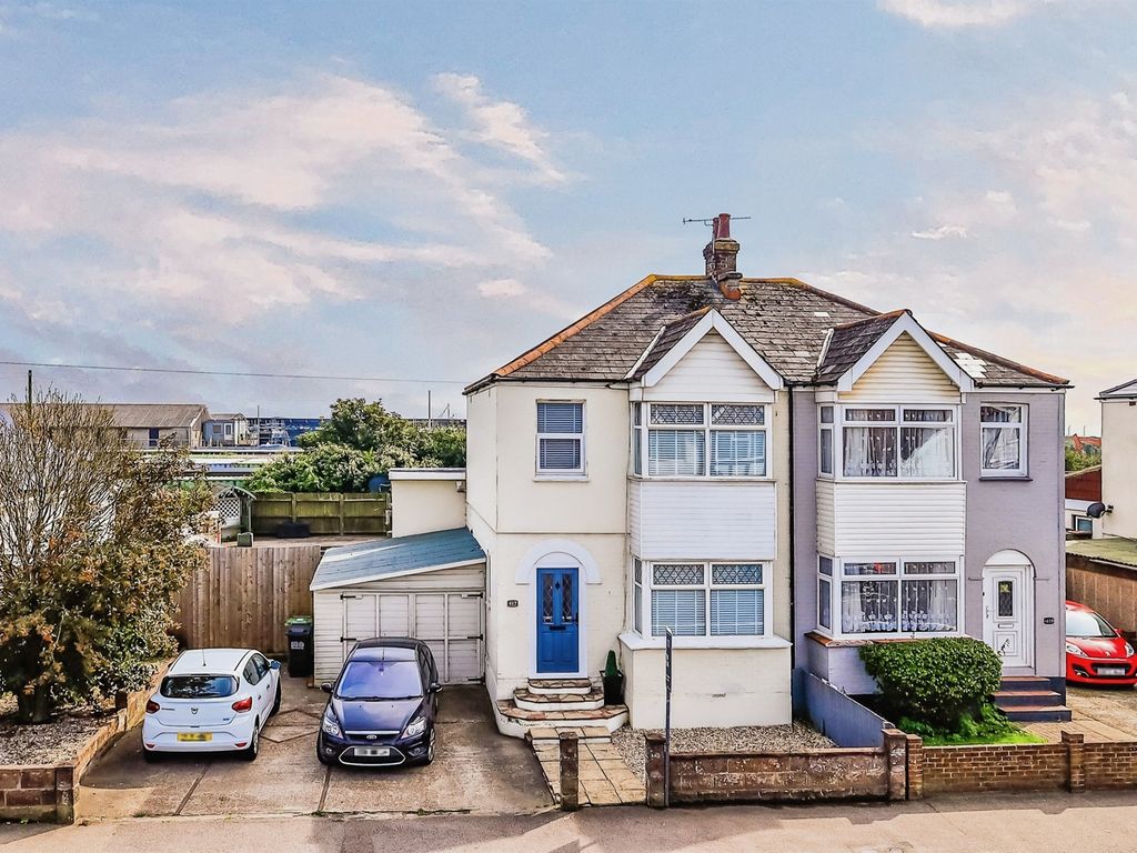3 bed semidetached house for sale in Bexhill Road, St. LeonardsOnSea