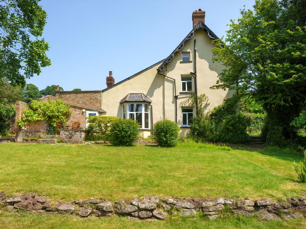 5 bed detached house for sale in Sandford Road, Aylburton, Lydney