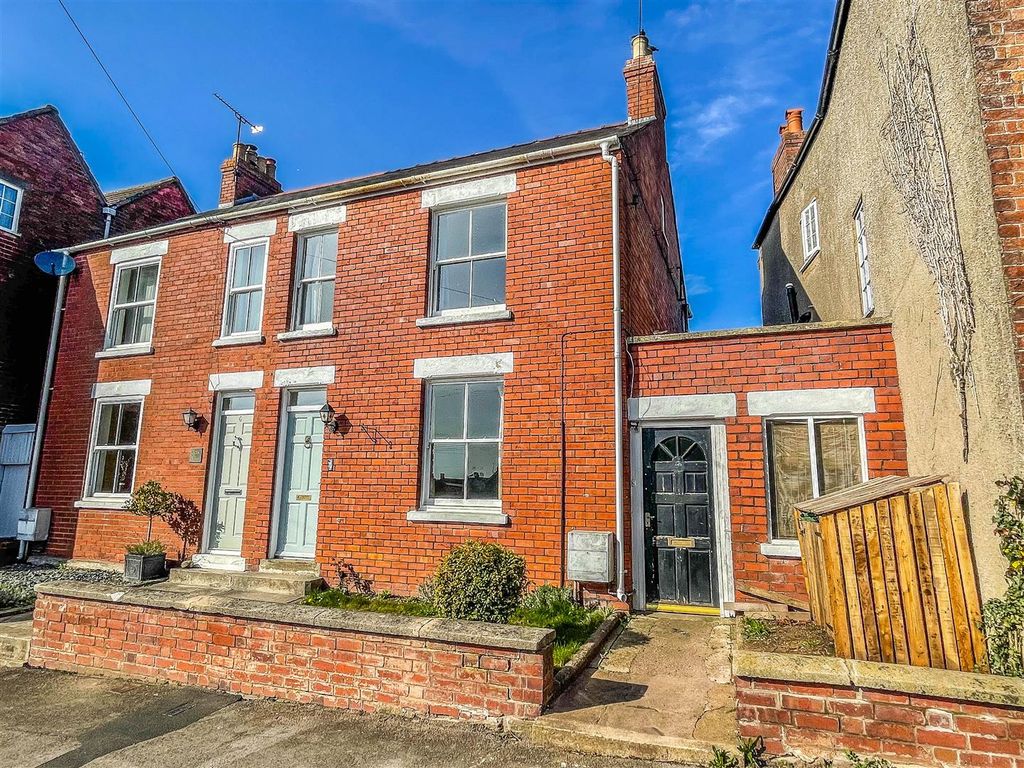 3 bed semidetached house for sale in Lynch Road, Berkeley GL13 Zoopla