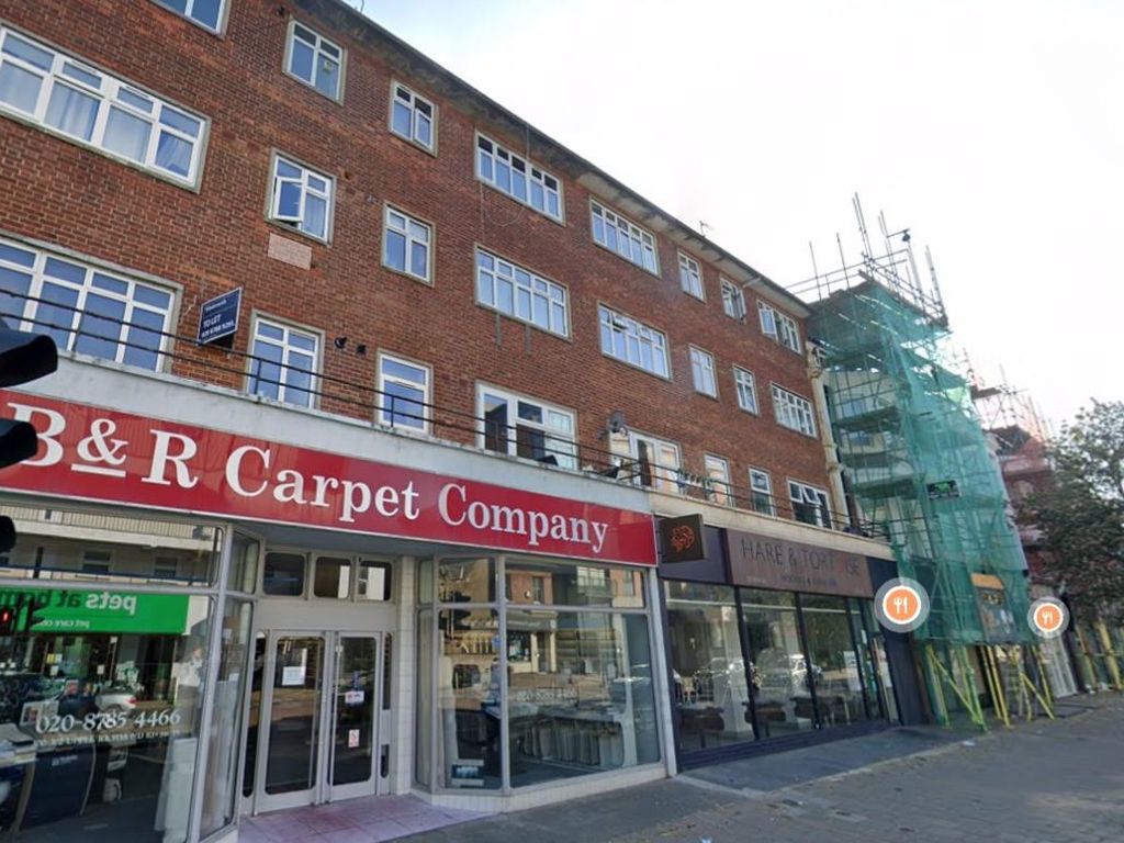 Upper Richmond Road, Putney, London. UK. SW15  