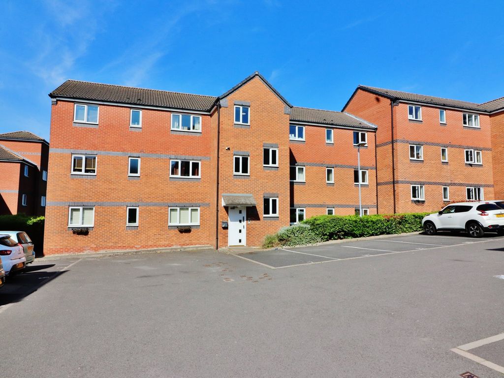2 bed flat to rent in Peel Drive, Wilnecote, Tamworth B77 Zoopla