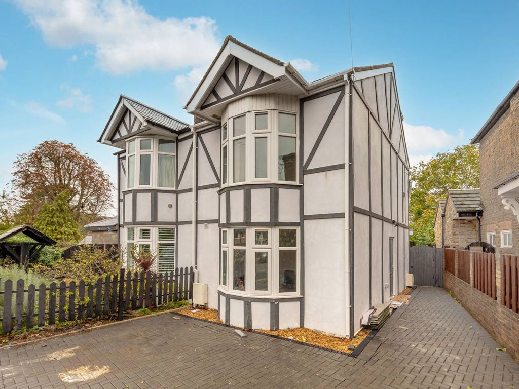 4 bed terraced house for sale in Alma Road, Windsor SL4 Zoopla