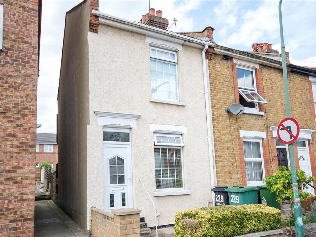 2 bed end terrace house for sale in Upper Fant Road, Maidstone, Kent