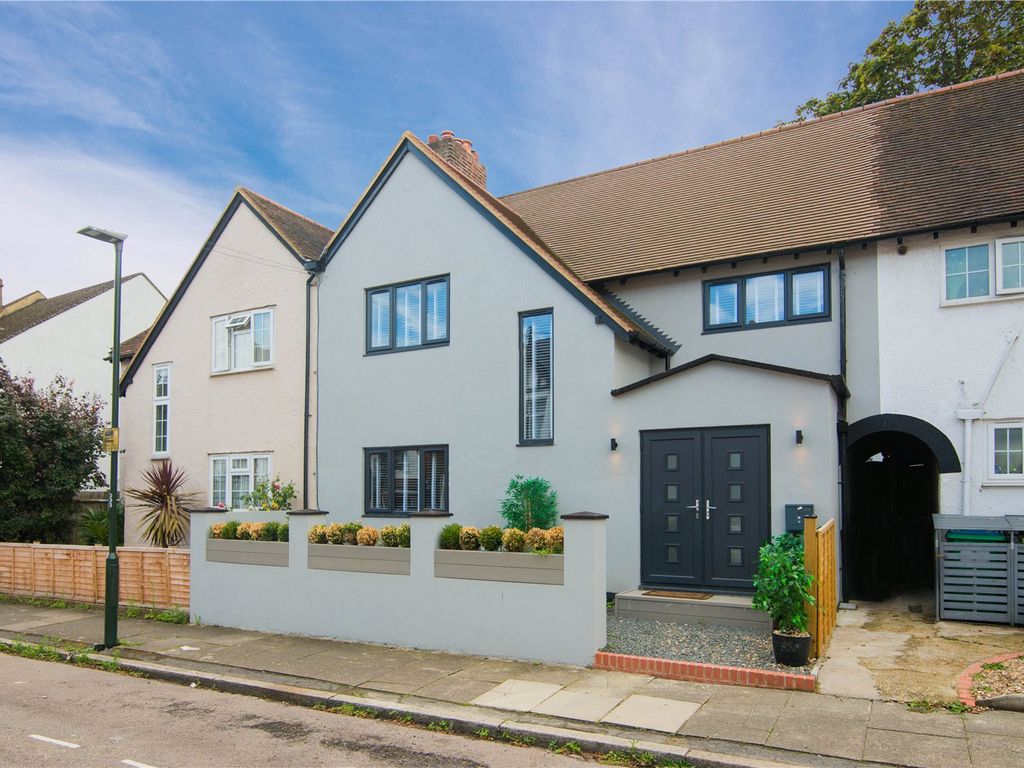 4 bed semidetached house for sale in Riverview Gardens, Twickenham TW1