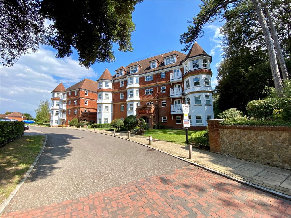 2 bed flat for sale in St Annes Road, Eastbourne, East Sussex BN21 Zoopla