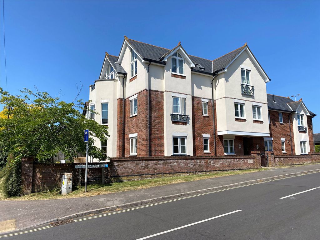2 bed flat for sale in St. Thomas Park, Lymington, Hampshire SO41 Zoopla