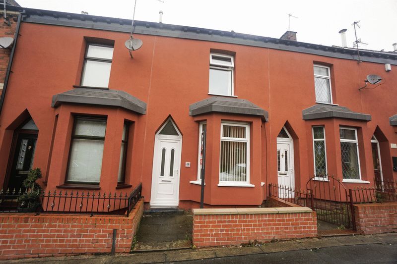 3 bed terraced house to rent in Fairbairn Street, Horwich, Bolton BL6