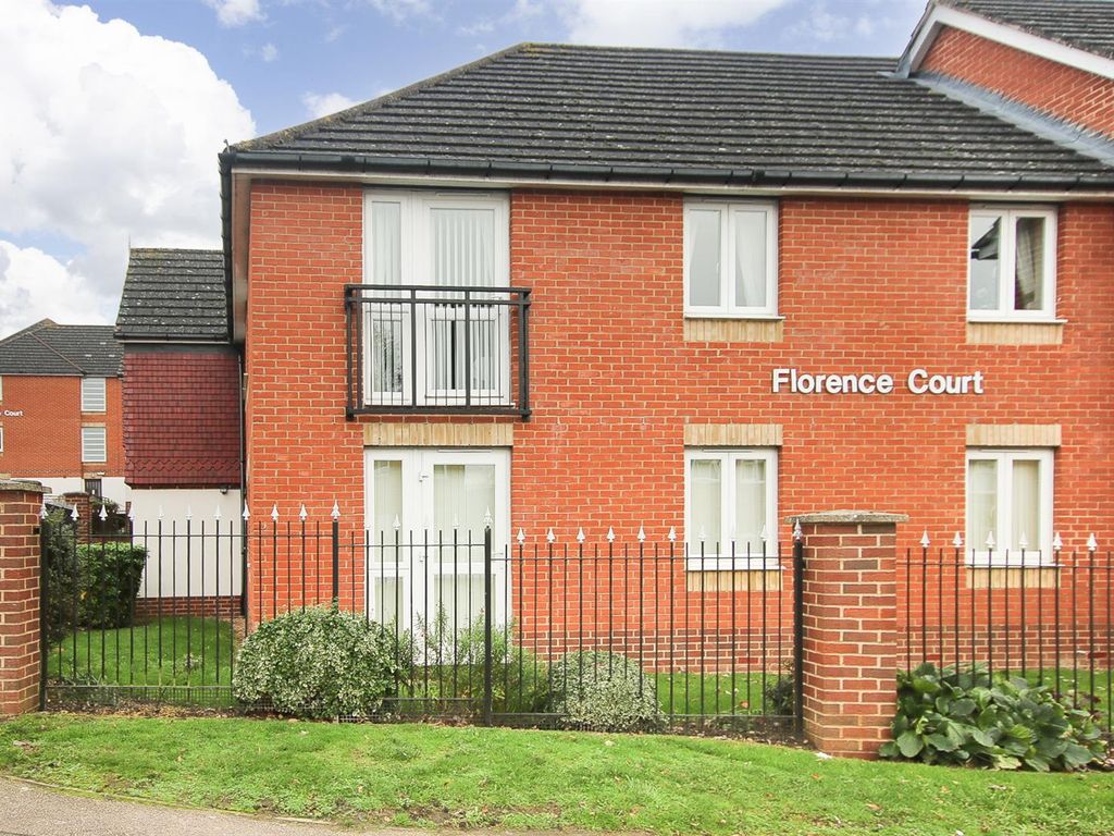 Florence Court, Willow Road, Aylesbury HP19  