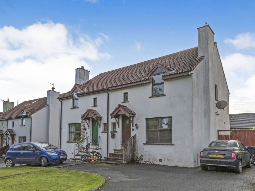 3 bed semidetached house for sale in Brook Lane, Bangor BT19, £152,000