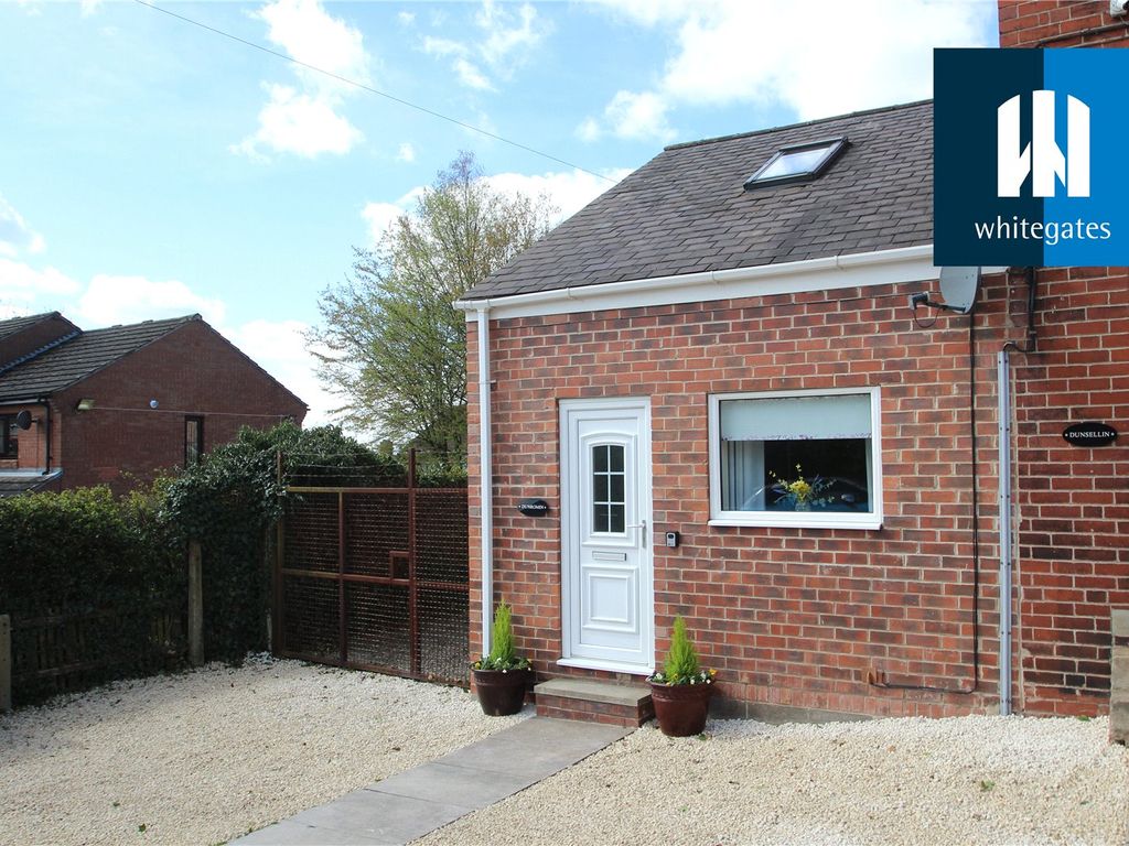 1 bed end terrace house for sale in Field Lane, Upton, Pontefract, West