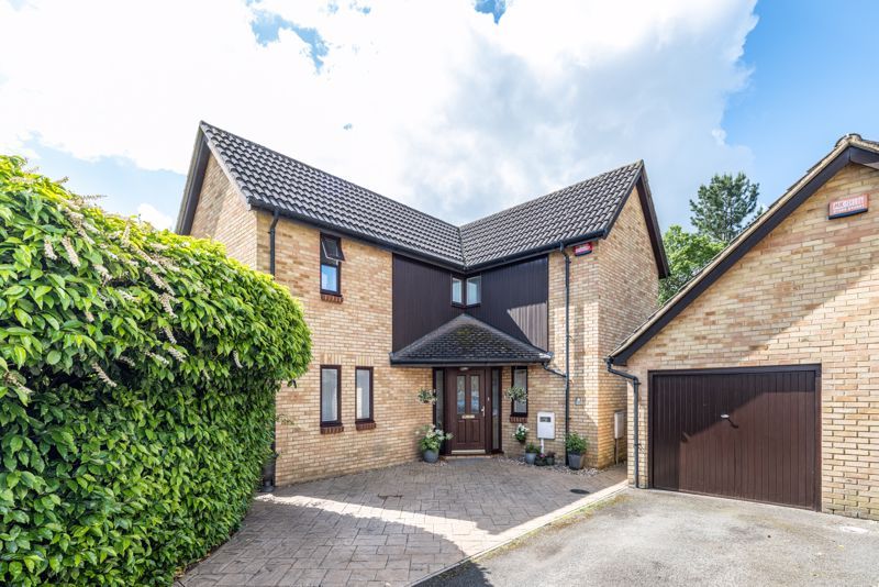 3 bed detached house for sale in Cline Court, Crownhill, Milton Keynes