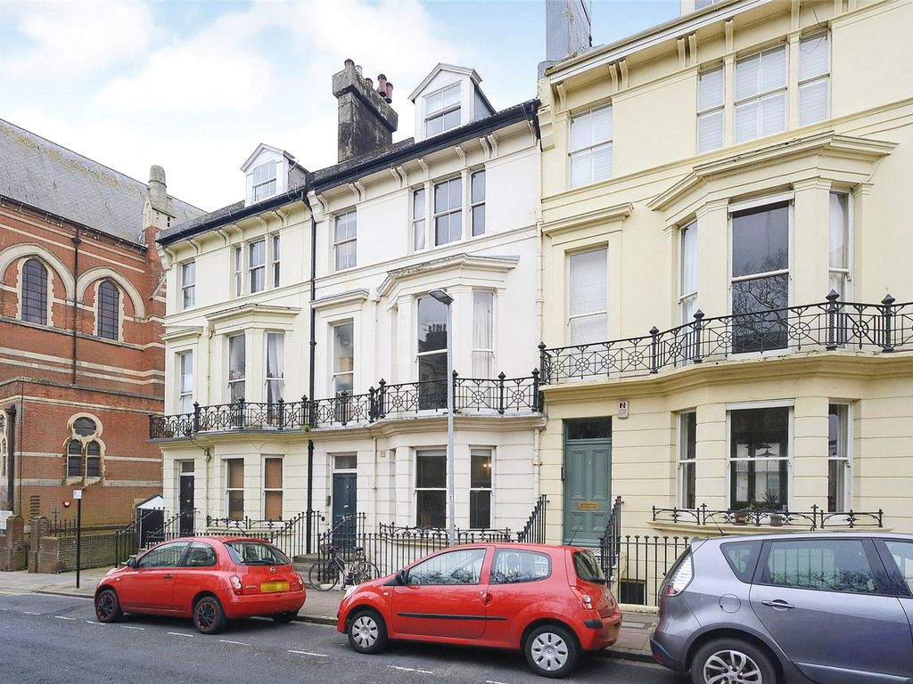 1 bed flat for sale in powis road, brighton, east sussex bn1