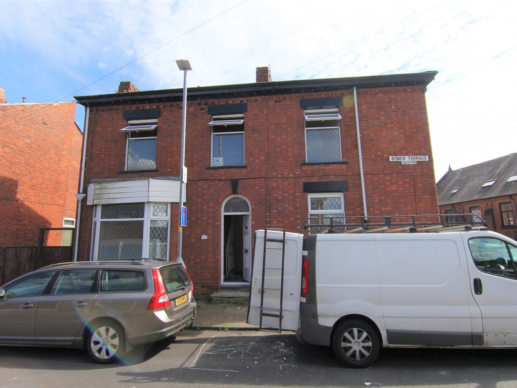 3 bed linkdetached house for sale in Bower Terrace, Droylsden M43, £