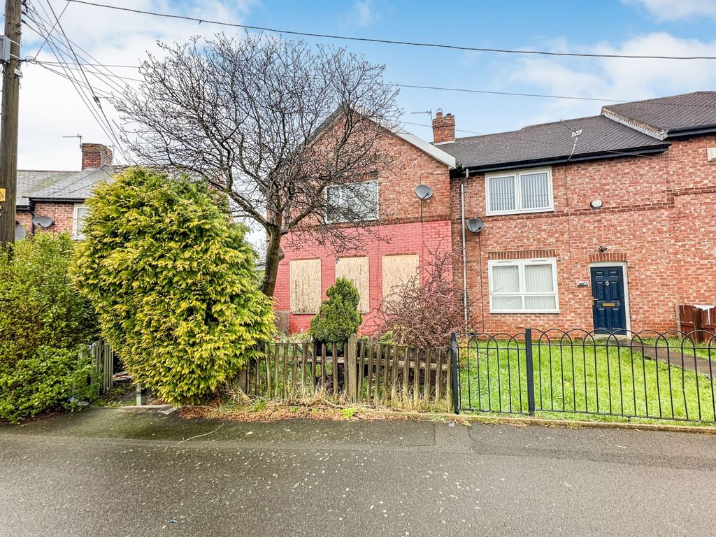 3 bed end terrace house for sale in Devon Crescent, Birtley, Chester Le