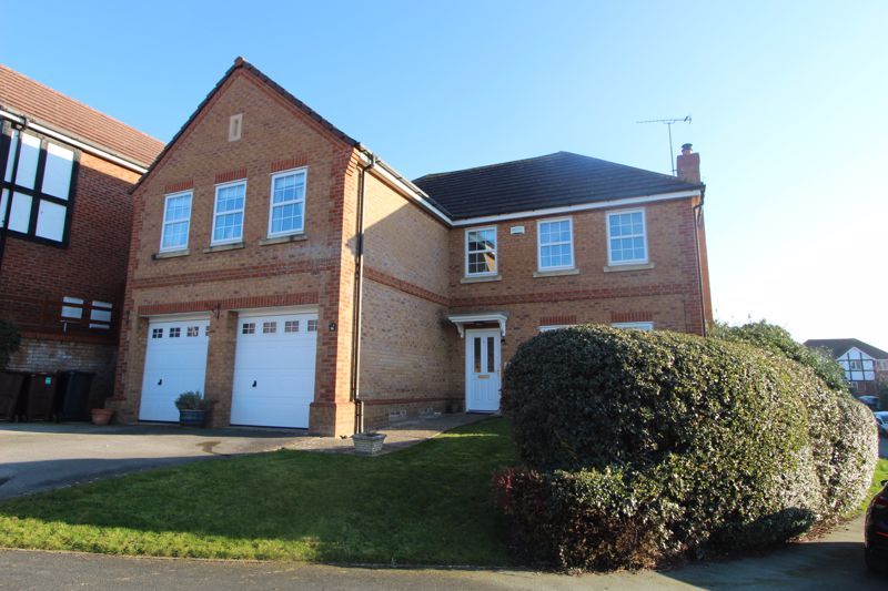 4 bed detached house for sale in Gwynant, Old Colwyn, Colwyn Bay LL29