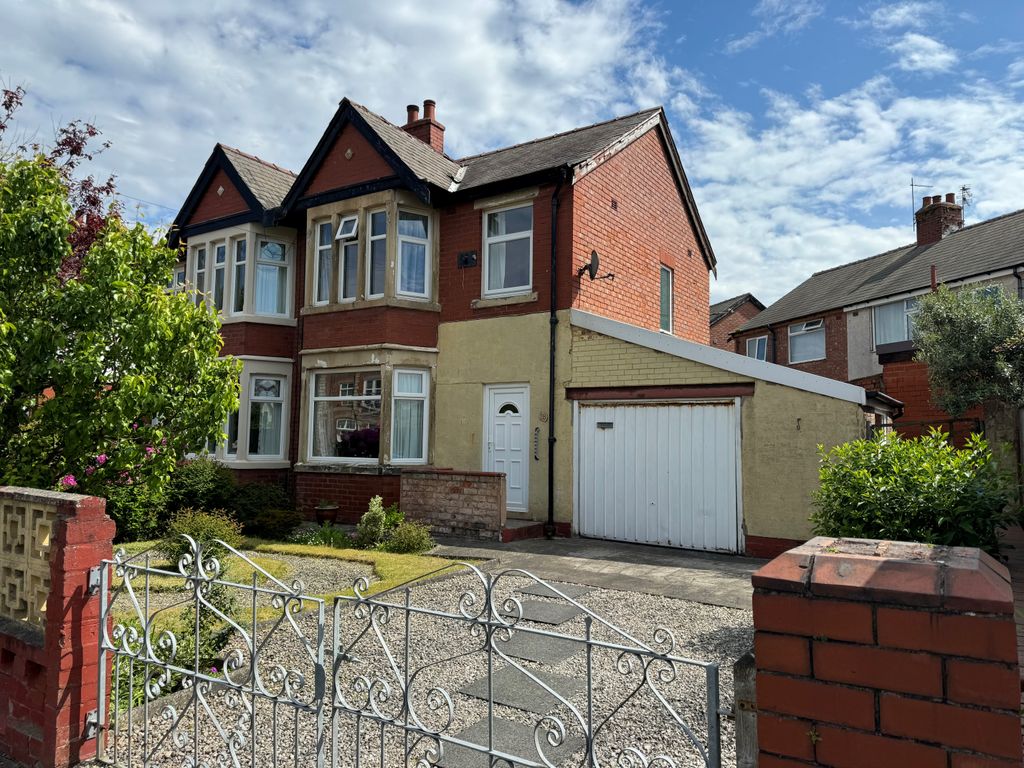 3 bed semidetached house for sale in Bispham Road, Blackpool FY3, £