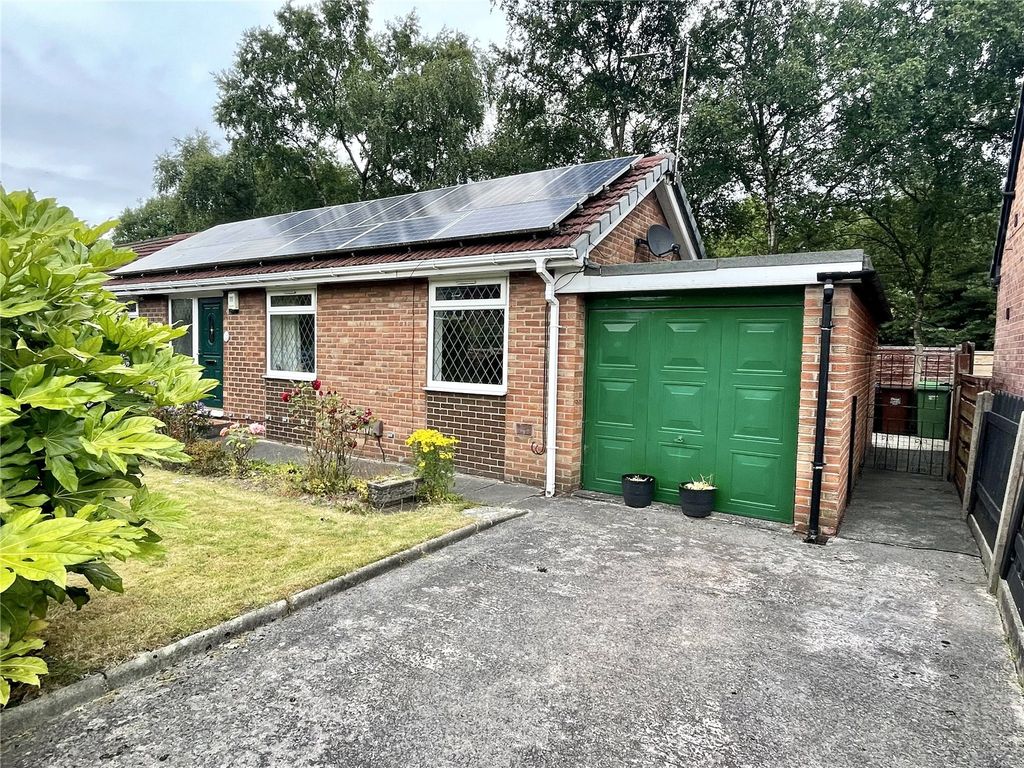 1 bed bungalow for sale in Turfland Avenue, Royton, Oldham, Greater