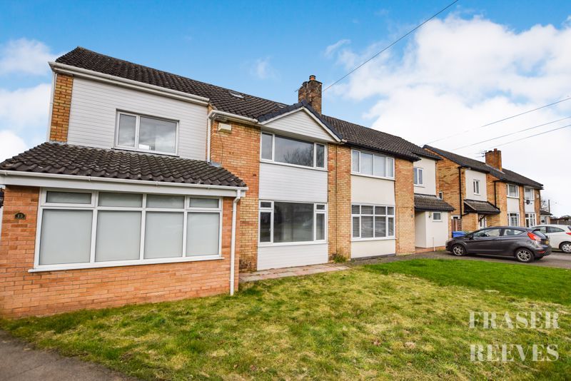 4 bed semidetached house for sale in Medway Road, Culcheth, Warrington