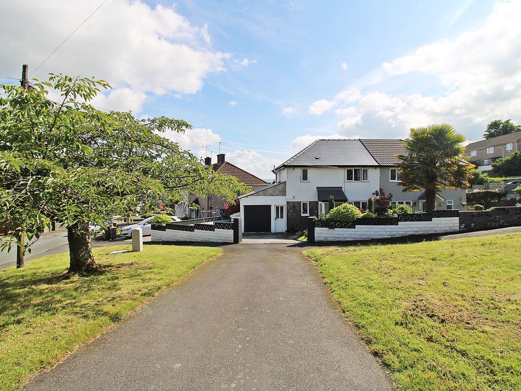 3 bed semidetached house for sale in Heol Gwynno, Llantrisant