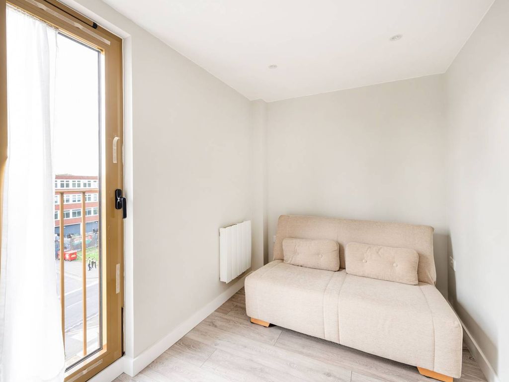 Studio for sale in London Road, Sutton, Cheam SM3 Zoopla
