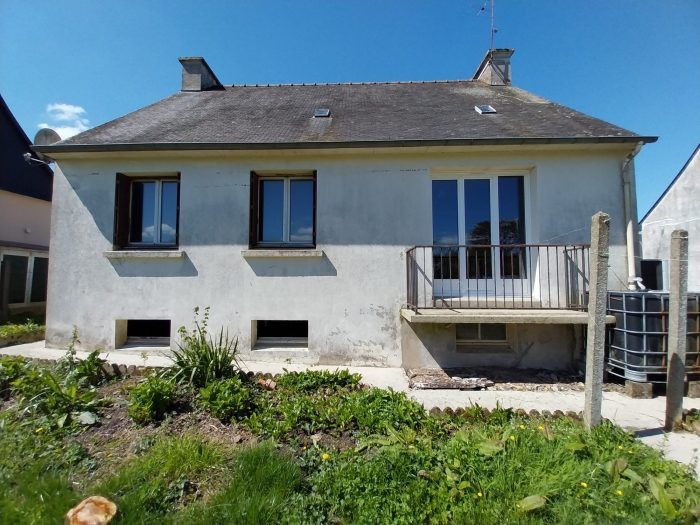 4 bed detached house for sale in Loudeac, Bretagne, 22600, France, £