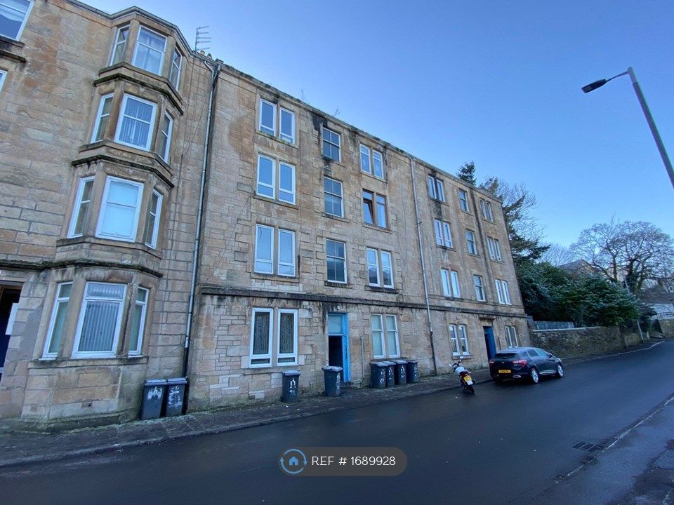 2 bed flat to rent in Glen Avenue, Port Glasgow PA14 Zoopla
