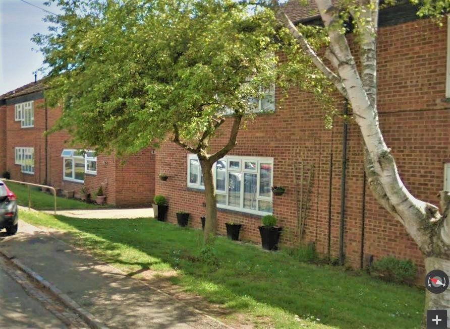 2 bed flat for sale in Cartwright Road, Northampton NN2, £153,000 Zoopla