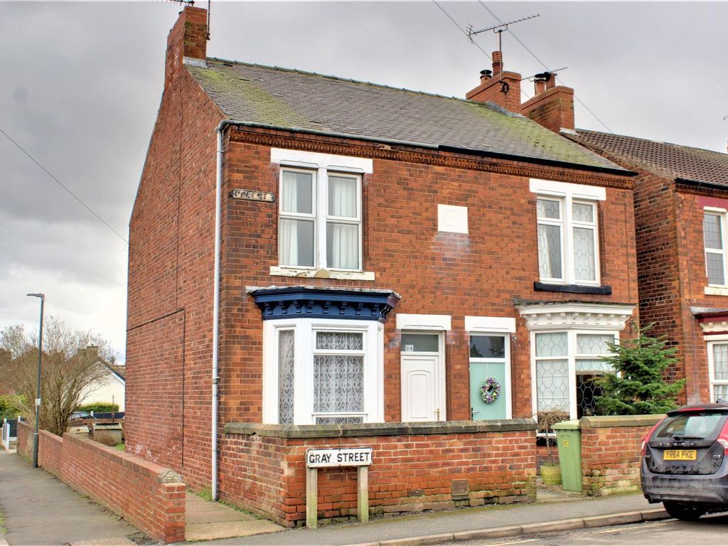 2 bed end terrace house for sale in Gray Street, Clowne, Chesterfield