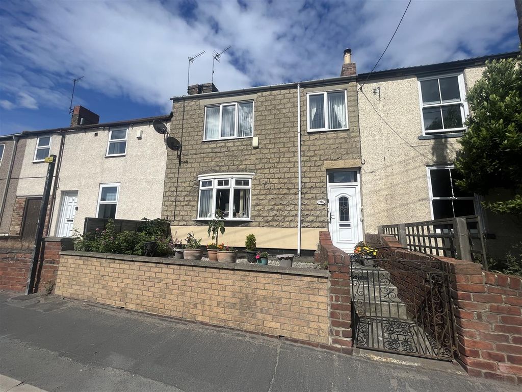 3 bed terraced house for sale in Low Willington, Willington, Crook DL15