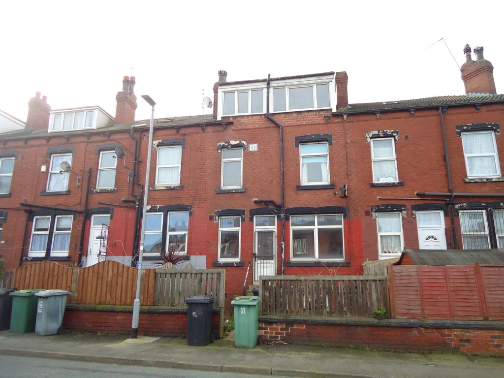 3 bed terraced house for sale in Tilbury Road, Holbeck LS11, £90,000