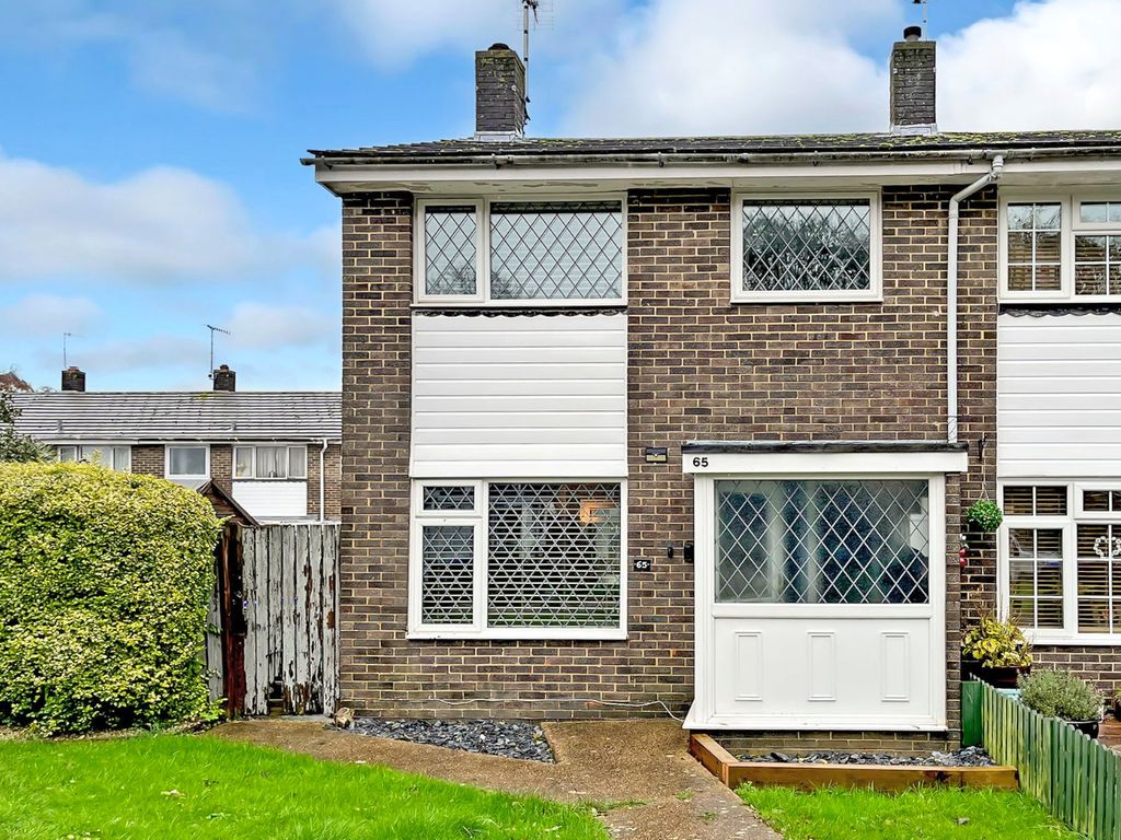 3 bed end terrace house for sale in Coleridge Crescent, GoringBySea