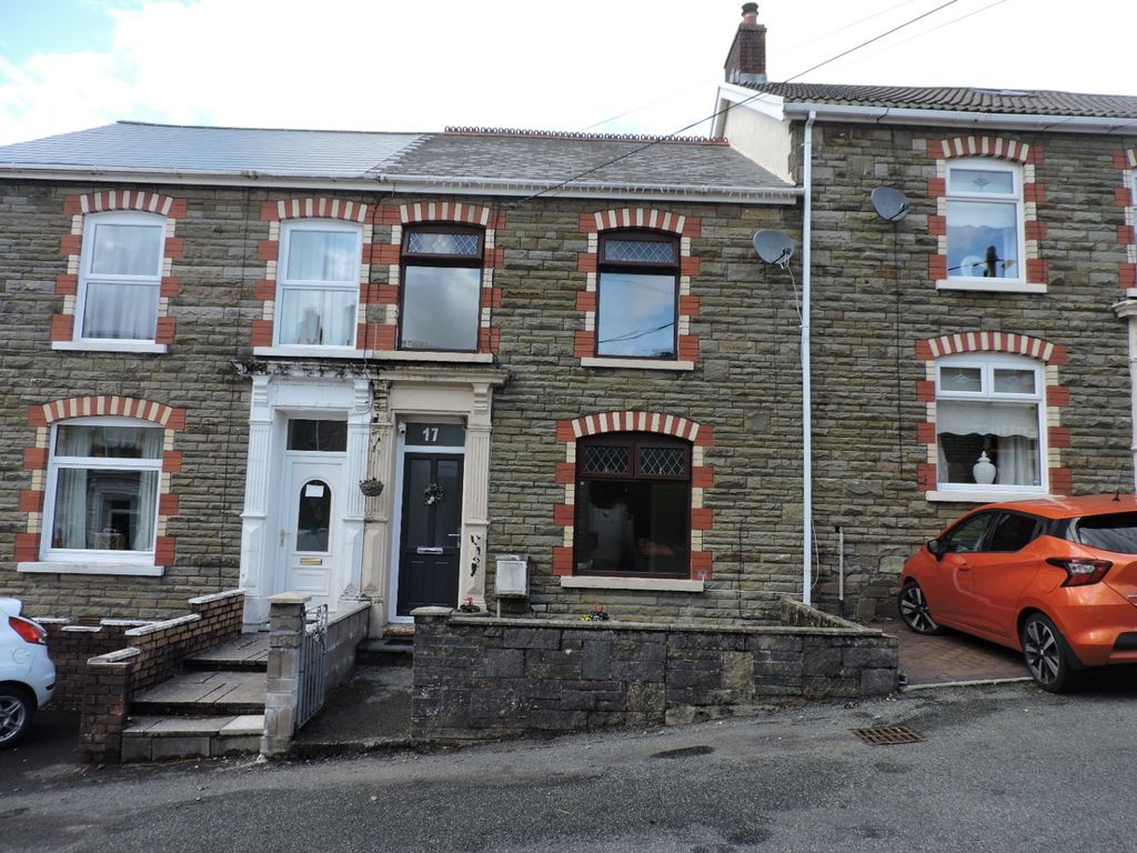 3 bed terraced house for sale in Highfield Road, Twyn, Garnant SA18