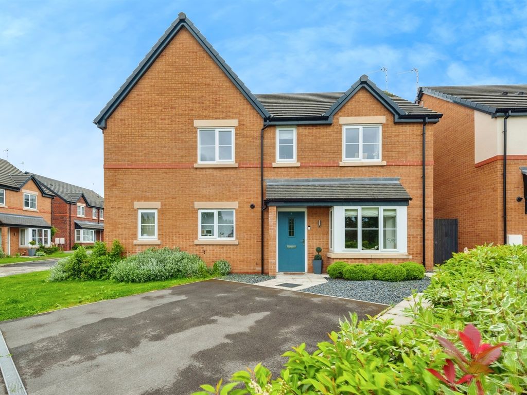 3 bed semidetached house for sale in Faraday Close, Helsby, Frodsham