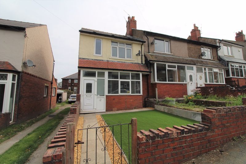 3 bed terraced house to rent in Stockerhead Lane, Slaithwaite