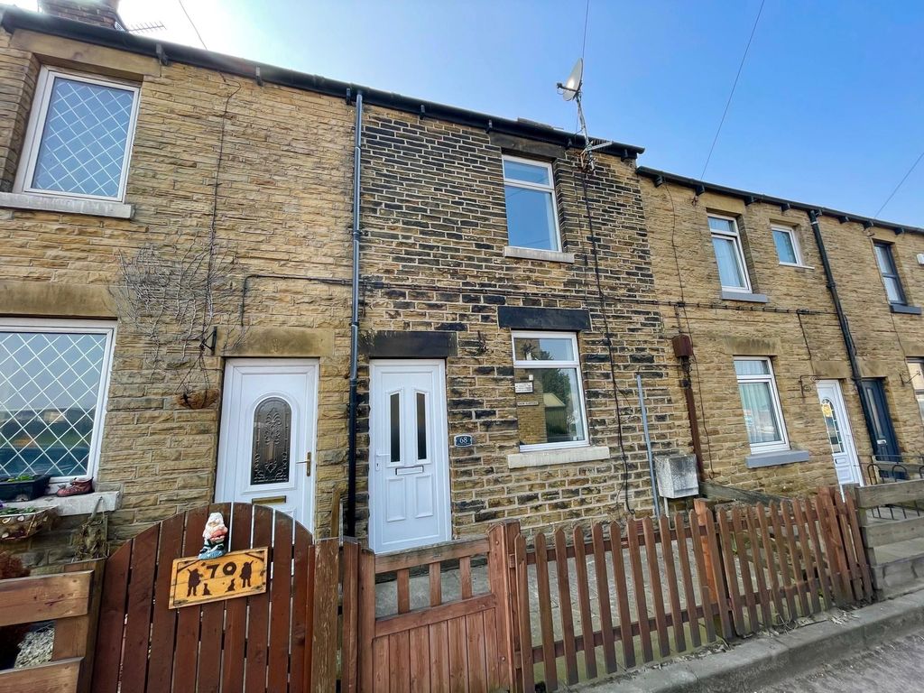 3 bed detached house to rent in Sheffield Road, Penistone, Sheffield
