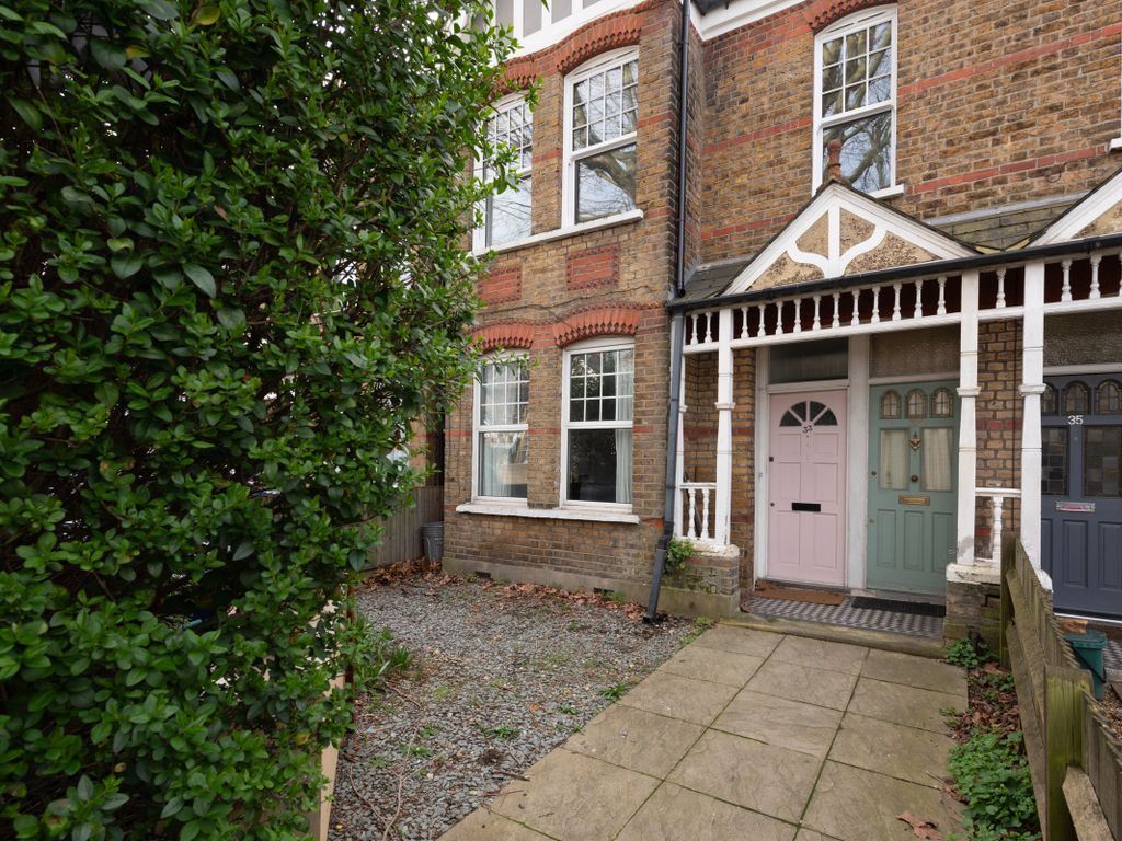 2 bed for sale in Little Ealing Lane, London W5, £510,000