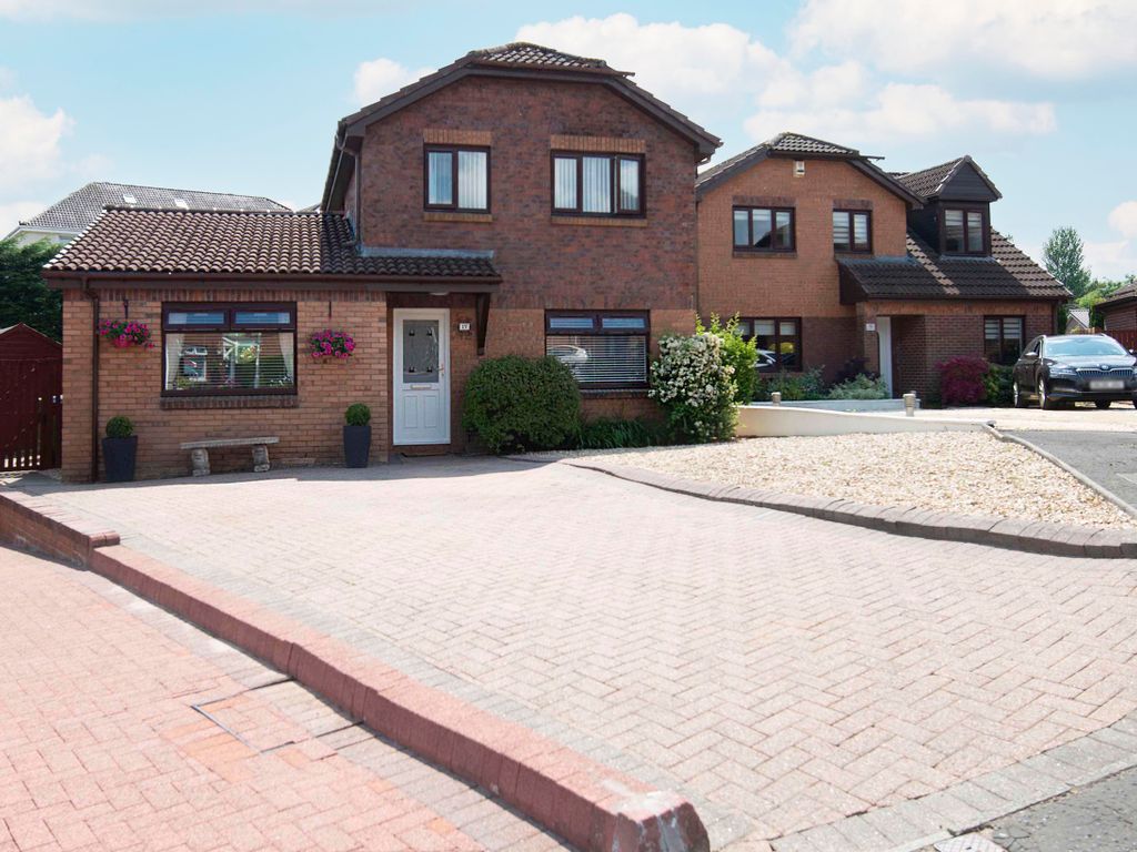 4 bed detached house for sale in Millburn Gardens, Gardenhall, East