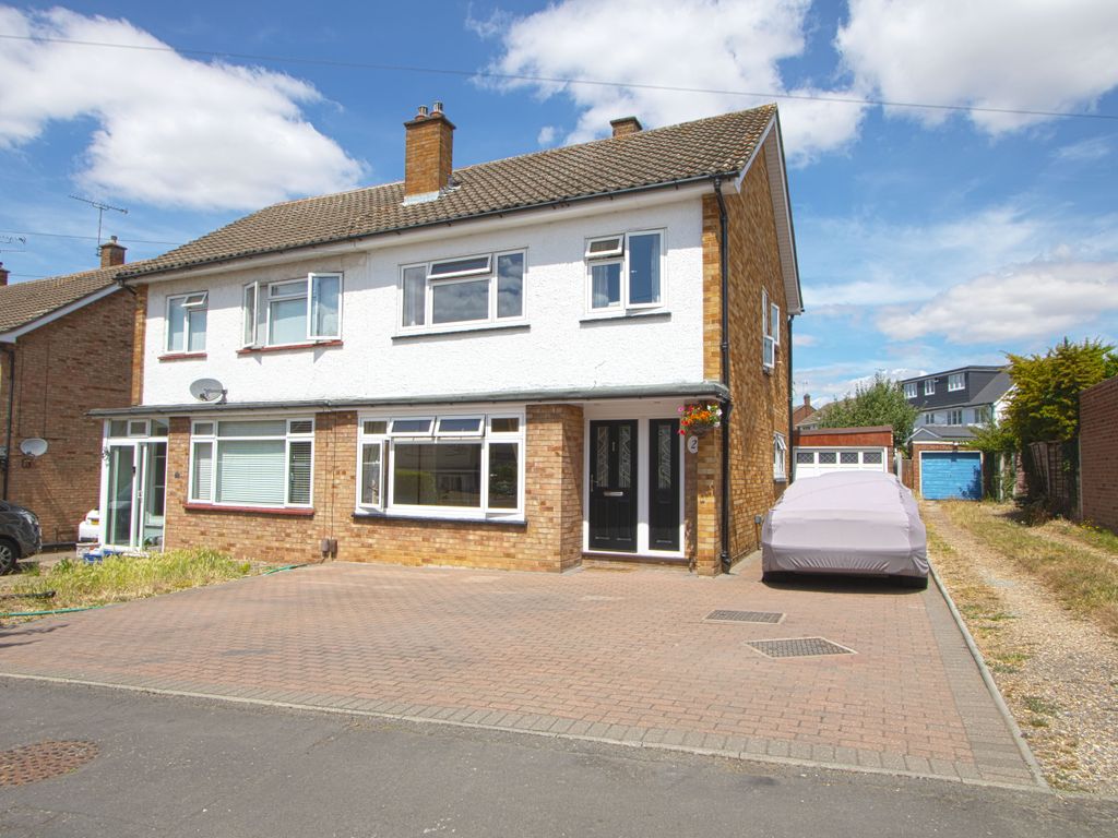 3 bed semidetached house for sale in Bowes Drive, Ongar, Essex CM5 Zoopla