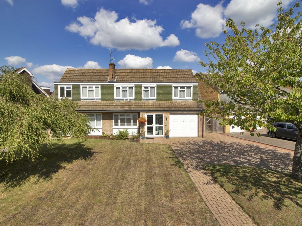 4 bed semidetached house for sale in Darwin Drive, Tonbridge TN10 Zoopla